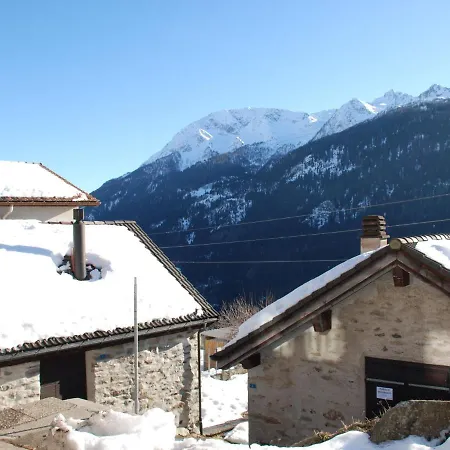 Holiday Rustico Brugnasco * 艾罗洛
